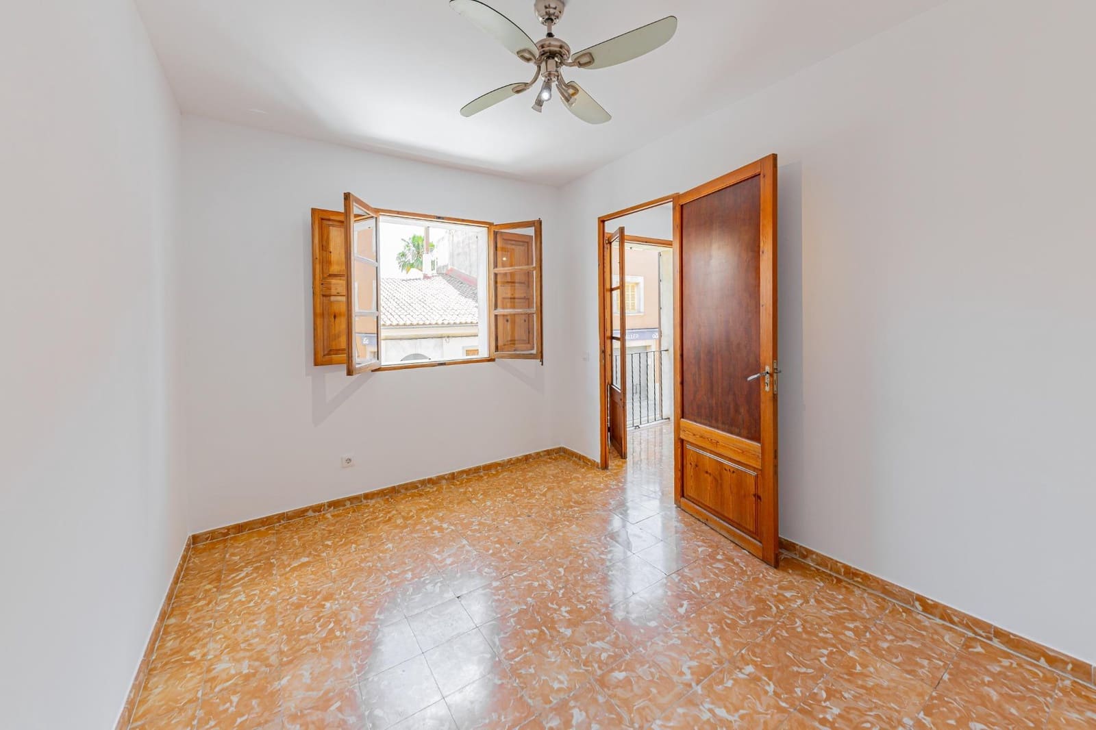 3 soverom Leilighet til leie i Algaida - € 1 200 (Ref: 9884865)