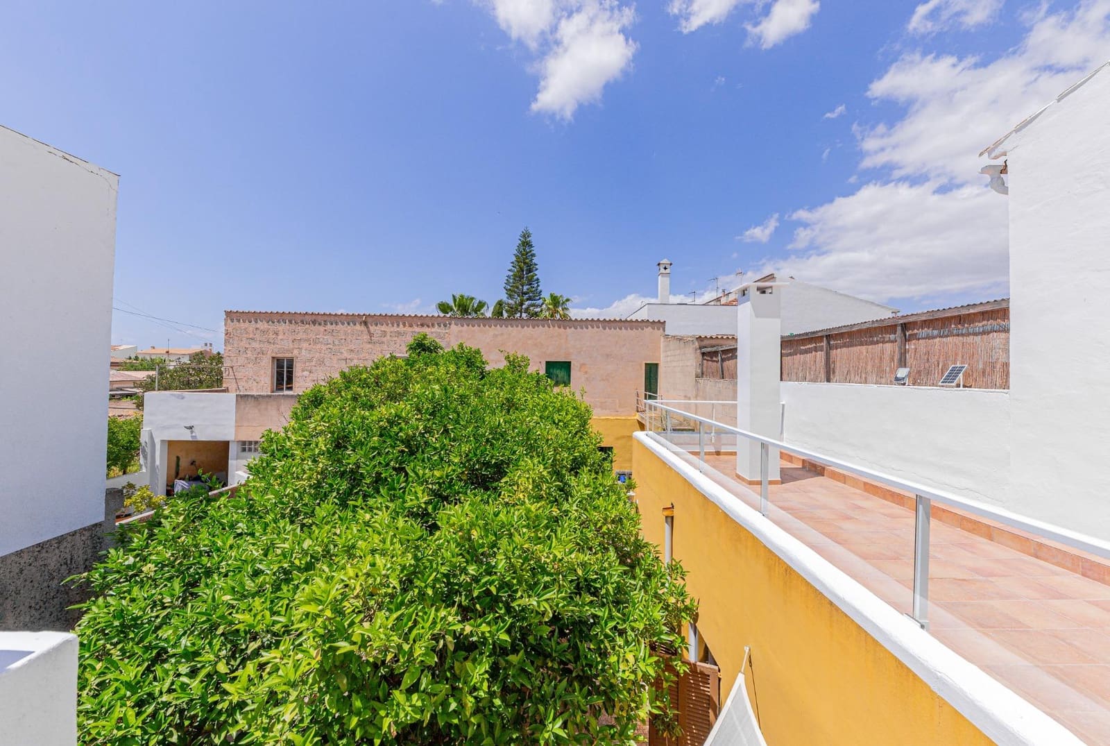 3 soverom Leilighet til leie i Algaida - € 1 200 (Ref: 9884865)