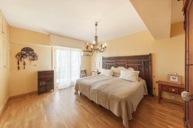 6 sovrum Lägenhet till salu i Son Espanyolet, Palma de Mallorca - 650 000 € (Ref: 9903980)