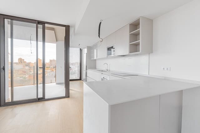 Piso de 3 habitaciones en Plaça de Toros, Palma de Mallorca en venta con garaje - 699.000 € (Ref: 9913206)