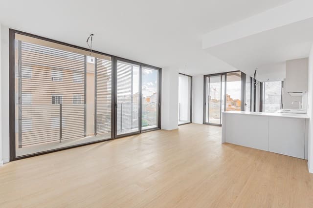Piso de 3 habitaciones en Plaça de Toros, Palma de Mallorca en venta con garaje - 699.000 € (Ref: 9913206)