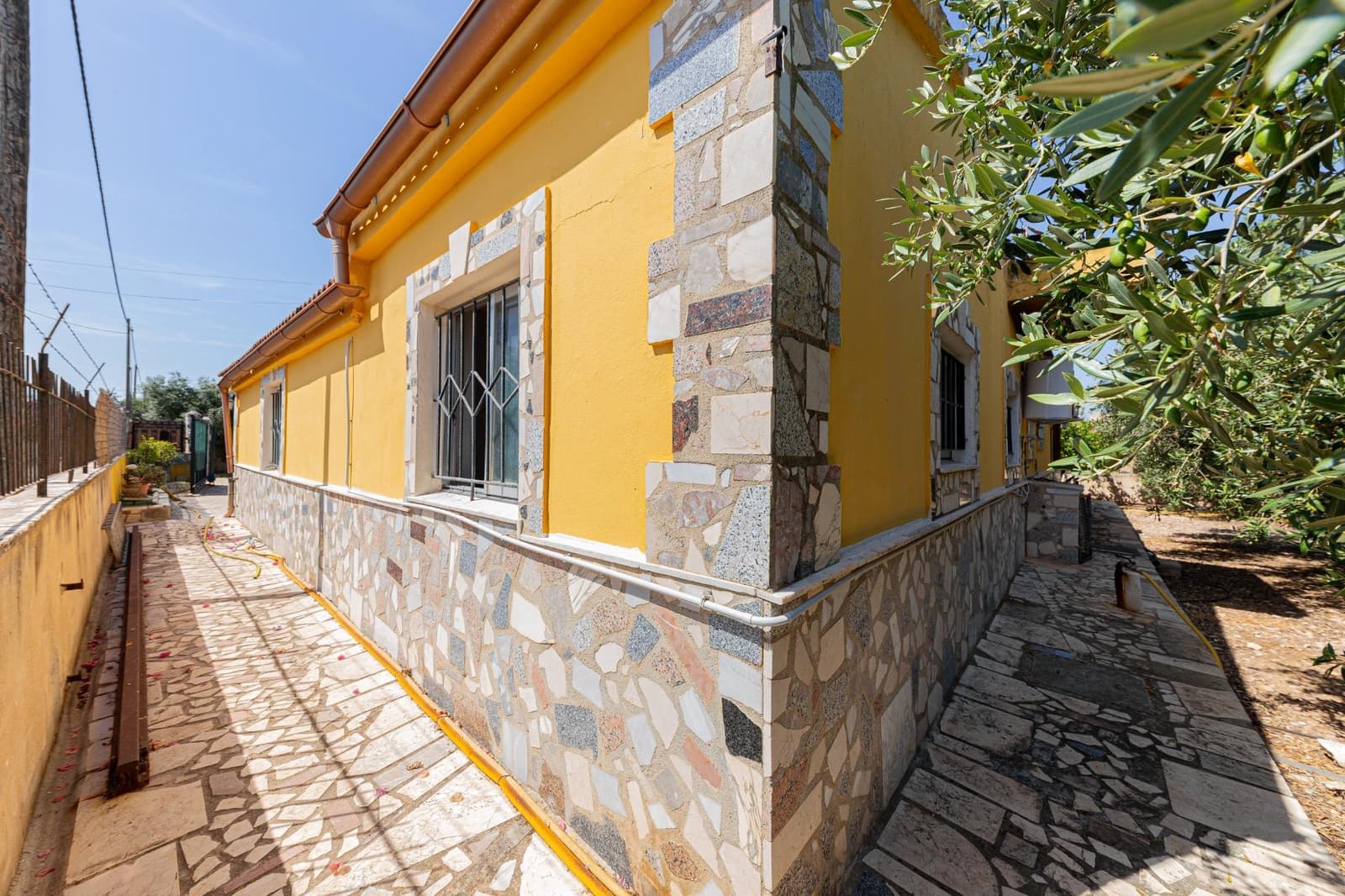 3 bedroom Villa for sale in Marratxi with garage - € 590,000 (Ref: 9929447)