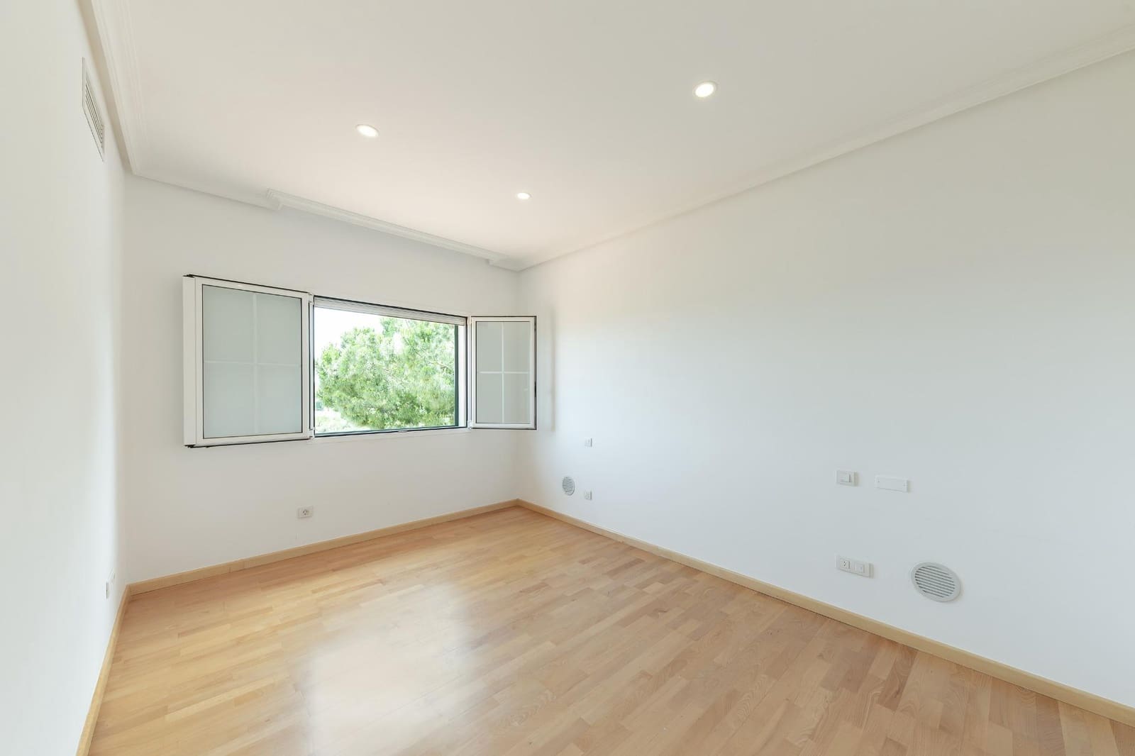 3 sypialnia Willa na sprzedaż w Cas Catala z basenem garażem - 1 990 000 € (Ref: 9943668)