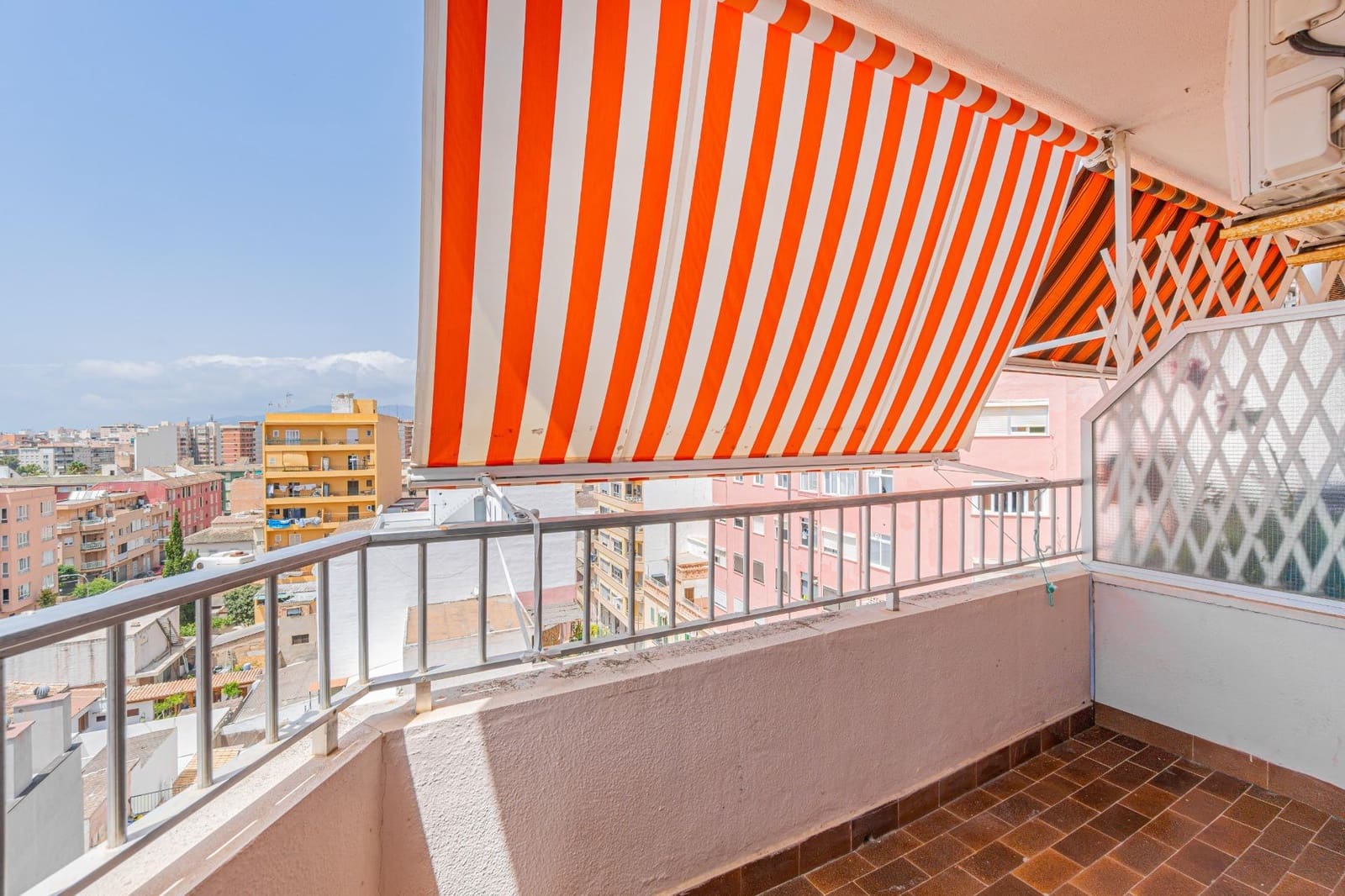 3 slaapkamer Flat te koop in Palma de Mallorca met garage - € 359.000 (Ref: 9962751)