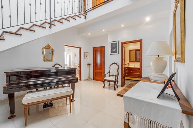 4 soveværelse Rækkehus til salg i Foners, Palma de Mallorca med garage - € 1.130.000 (Ref: 9965325)