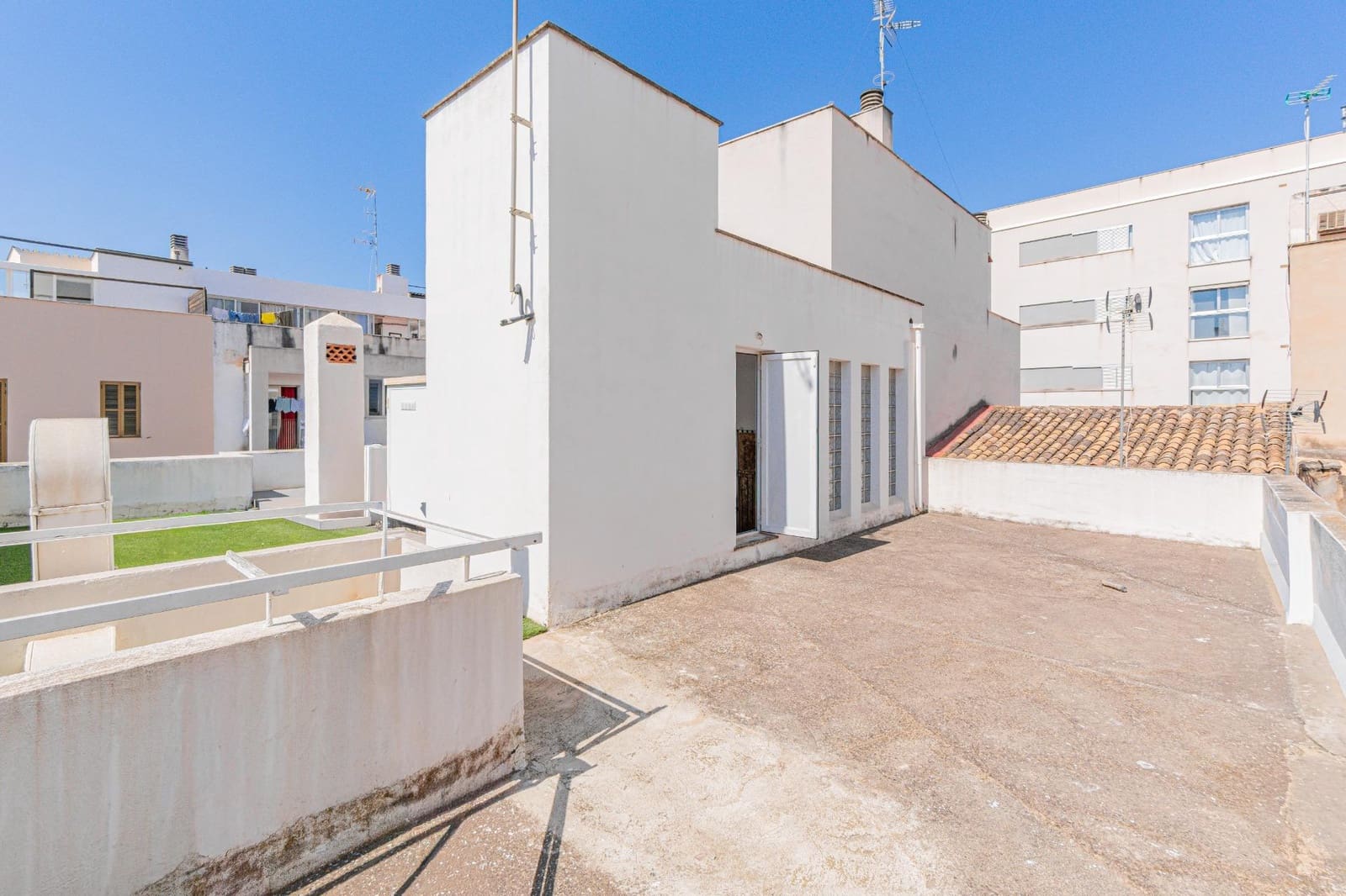 4 bedroom Terraced Villa for sale in Palma de Mallorca with garage - € 1,130,000 (Ref: 9965325)