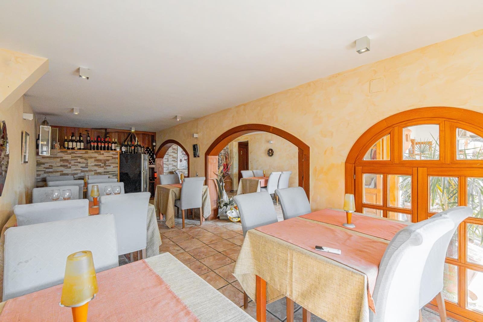 Virksomhed til salg i Peguera / Paguera med swimmingpool garage - € 890.000 (Ref: 9975478)