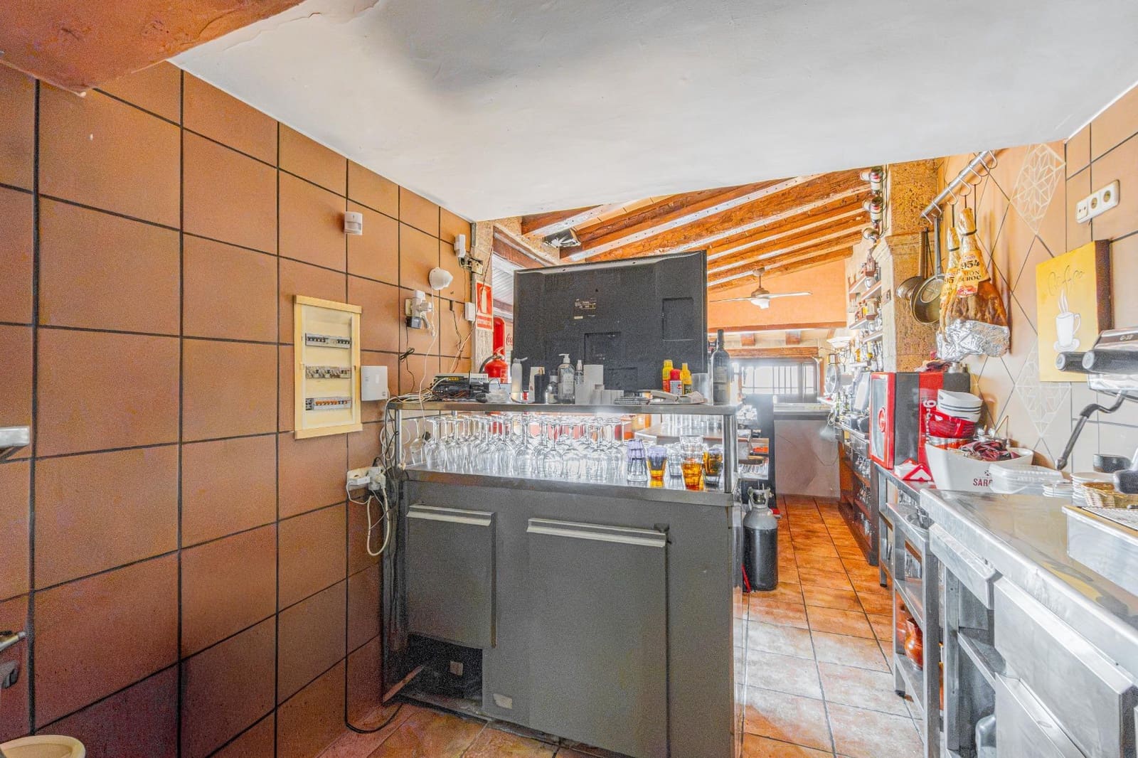 Virksomhed til salg i Peguera / Paguera med swimmingpool garage - € 890.000 (Ref: 9975478)