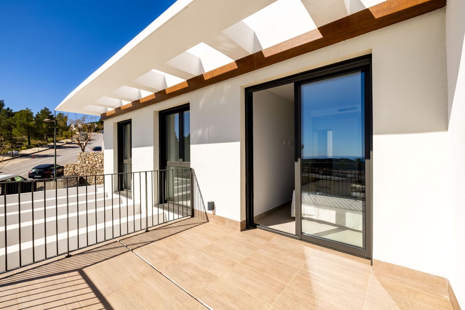 Chalet de 3 habitaciones en Polop en venta con piscina garaje - 658.700 € (Ref: 10180735)