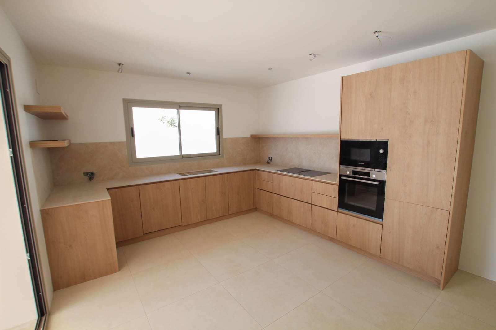 3 slaapkamer Villa te koop in Moraira met zwembad garage - € 1.250.000 (Ref: 9061170)