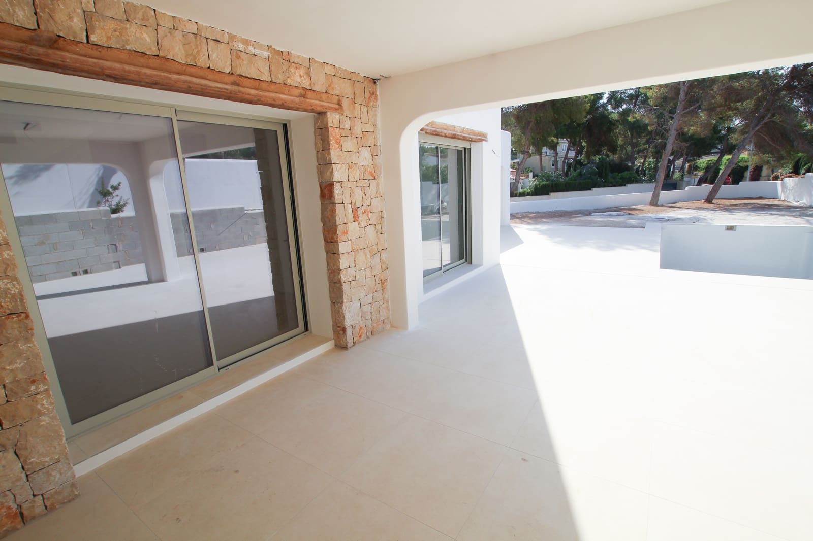 3 slaapkamer Villa te koop in Moraira met zwembad garage - € 1.250.000 (Ref: 9061170)
