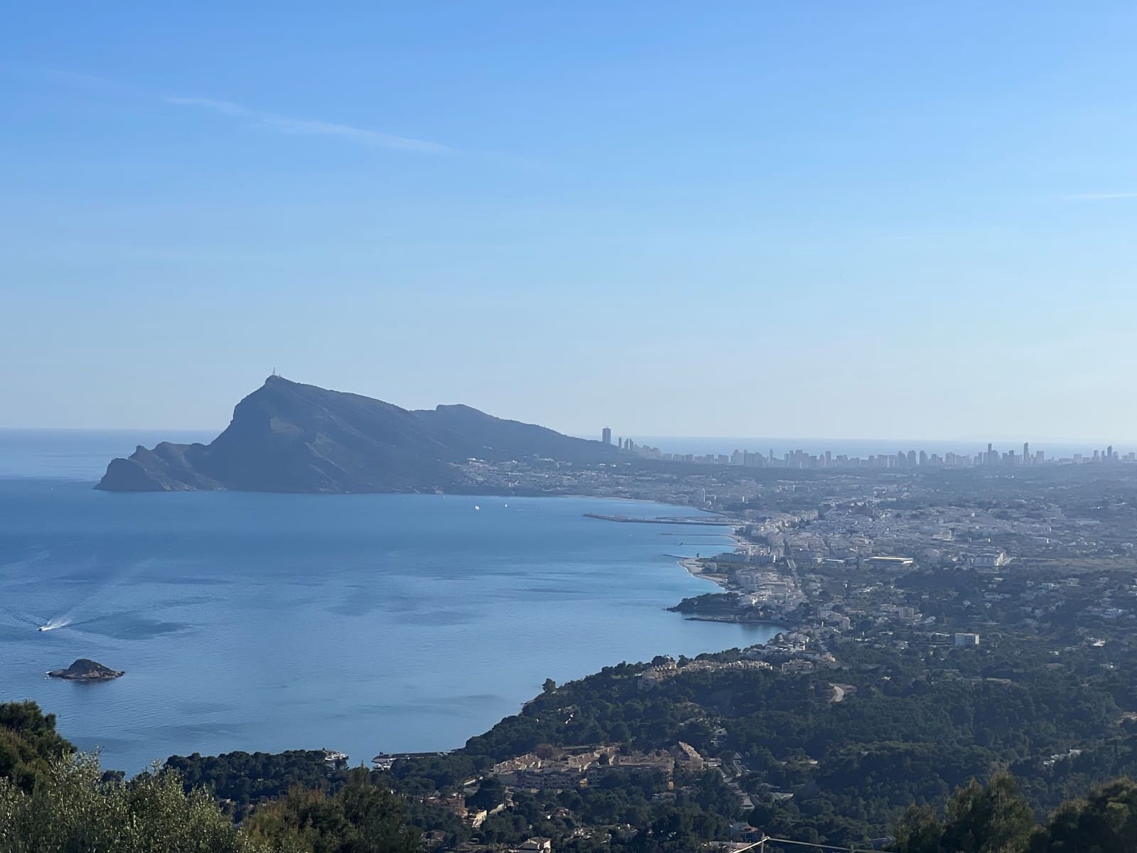 4 bedroom Villa for sale in Altea with pool garage - € 2,690,000 (Ref: 9096217)