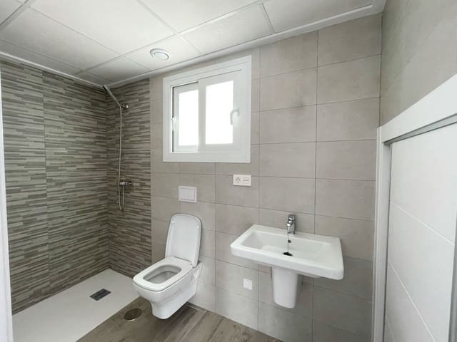 3 soveværelse Villa til salg i Gran Alacant, Santa Pola med swimmingpool garage - € 425.000 (Ref: 9131084)