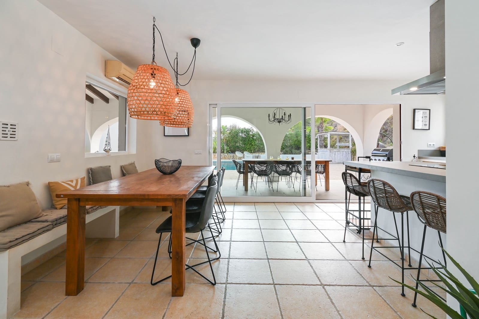 4 makuuhuone Maalaistalo myytävänä paikassa Benissa mukana uima-altaan 
autotalli - 795 000 € (Ref: 9326941)