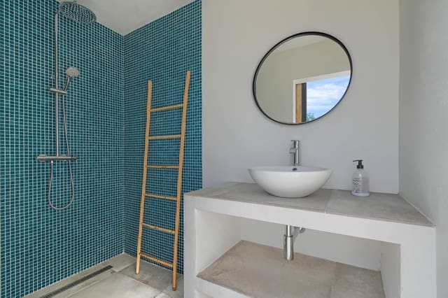 4 makuuhuone Maalaistalo myytävänä paikassa Benissa mukana uima-altaan 
autotalli - 845 000 € (Ref: 9326941)