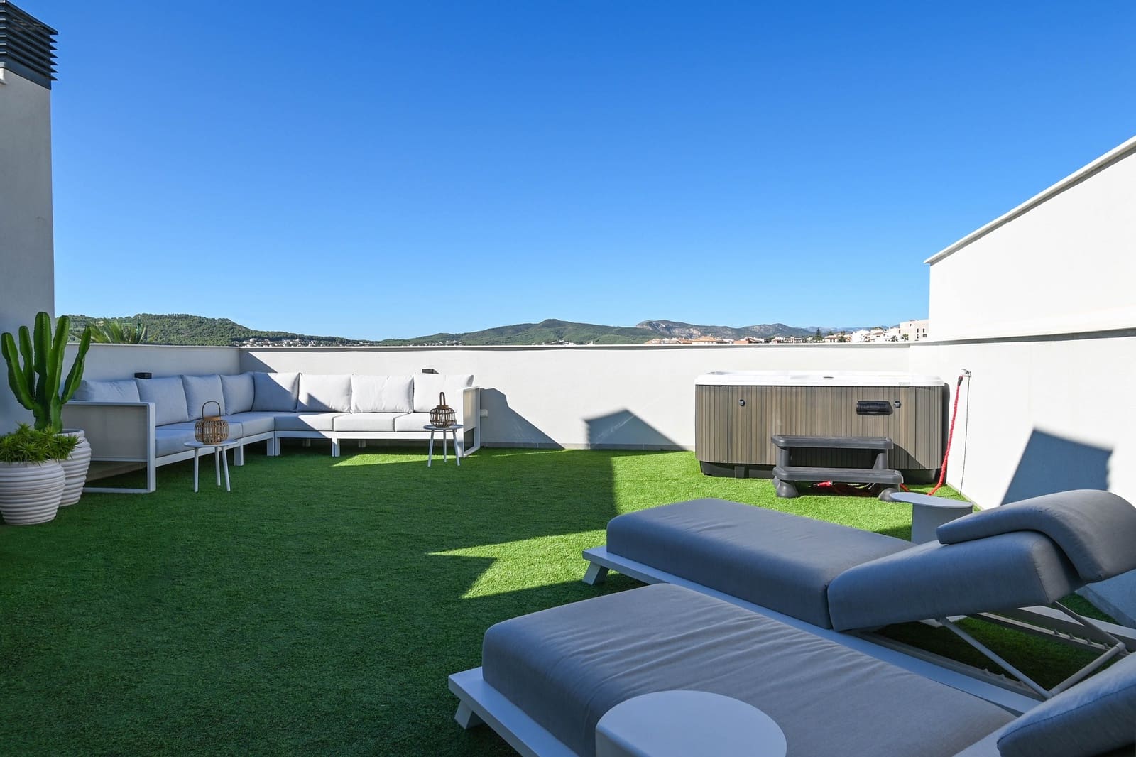 2 soverom Penthouse til salgs i Javea / Xabia med svømmebasseng garasje - € 590 000 (Ref: 9326942)