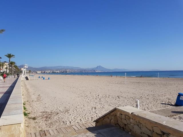 2 quarto Apartamento para venda em Playa de Muchavista, El Campello com piscina - 355 000 € (Ref: 9528378)