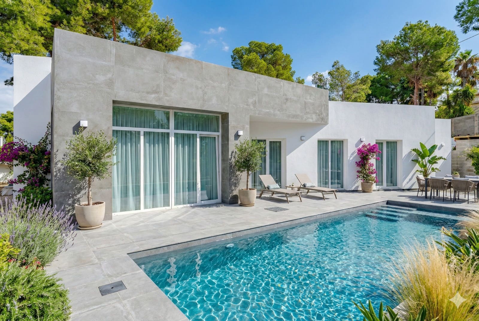 Chalet de 3 habitaciones en Calpe / Calp en venta con piscina garaje - 799.000 € (Ref: 9684082)