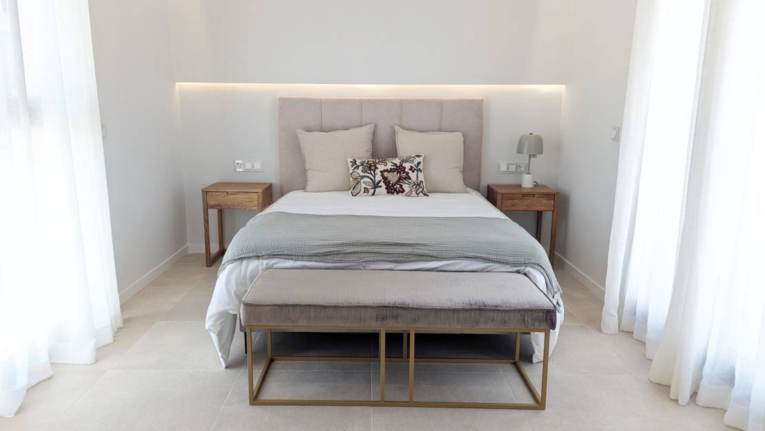 2 soverom Leilighet til salgs i Denia med svømmebasseng garasje - € 355 000 (Ref: 9814018)