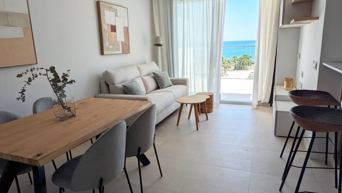 2 soverom Leilighet til salgs i Denia med svømmebasseng garasje - € 355 000 (Ref: 9814018)