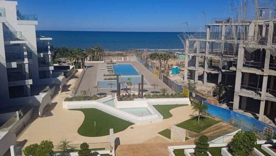 2 soverom Leilighet til salgs i Denia med svømmebasseng garasje - € 355 000 (Ref: 9814018)