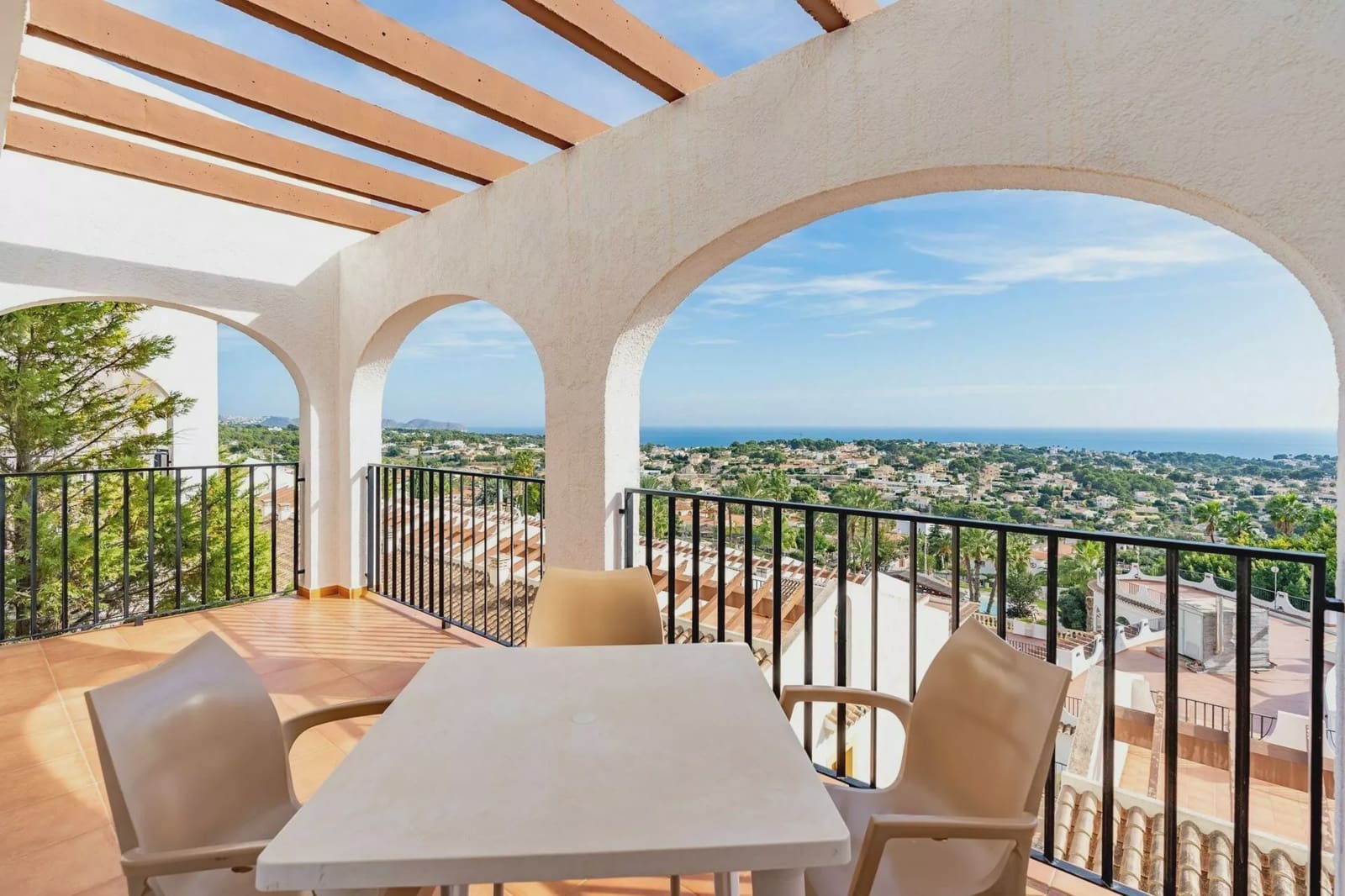 1 Zimmer Apartment zu verkaufen in Calpe / Calp mit Pool Garage - 180.000 € (Ref: 9889216)