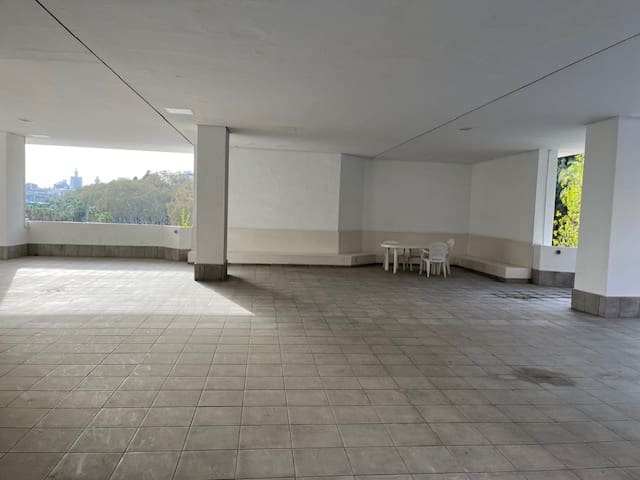 5 soveværelse Lejlighed til salg i Malaga by - € 1.890.000 (Ref: 8774055)