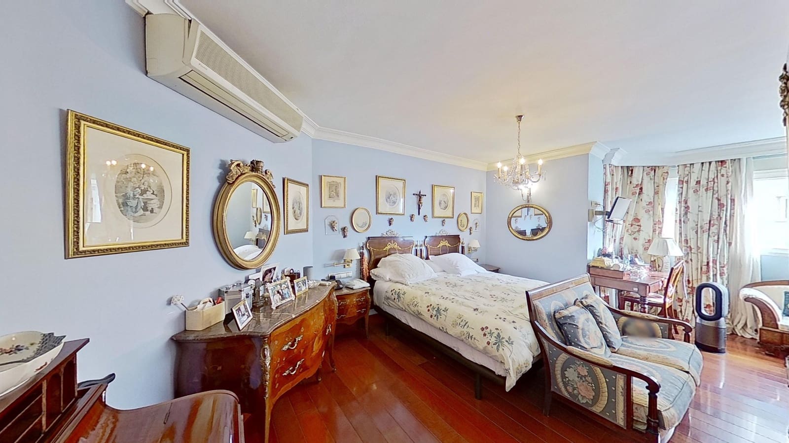 5 soveværelse Lejlighed til salg i Malaga by - € 1.890.000 (Ref: 8774055)