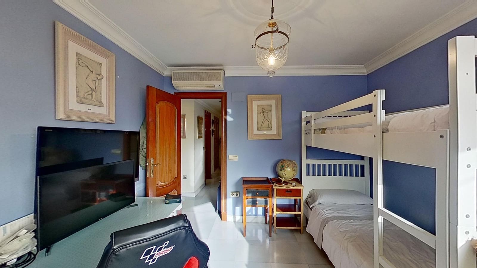 5 soveværelse Lejlighed til salg i Malaga by - € 1.890.000 (Ref: 8774055)