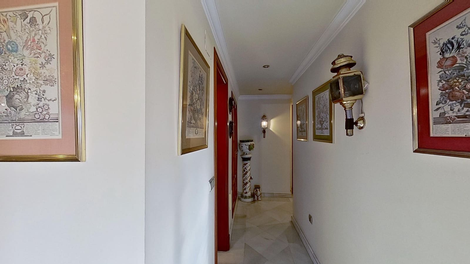 5 soveværelse Lejlighed til salg i Malaga by - € 1.890.000 (Ref: 8774055)