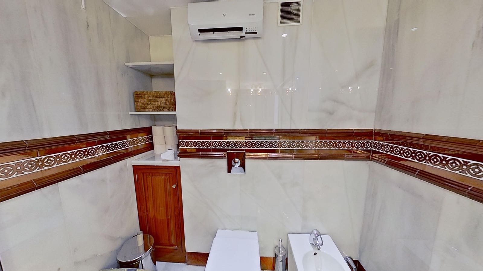 5 soveværelse Lejlighed til salg i Malaga by - € 1.890.000 (Ref: 8774055)