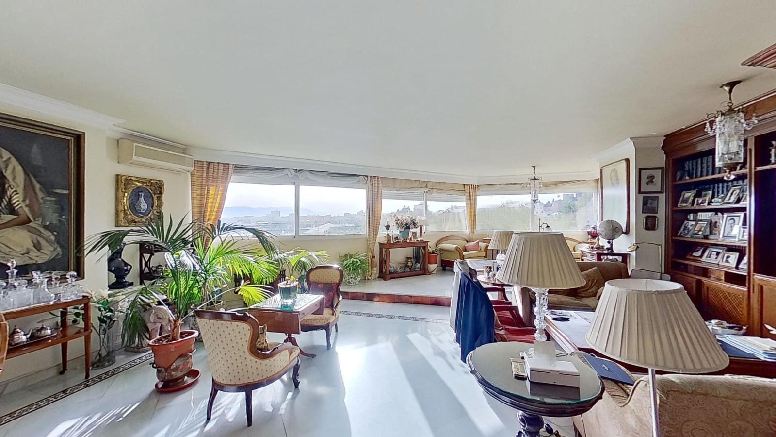 5 soveværelse Lejlighed til salg i Malaga by - € 1.890.000 (Ref: 8774055)