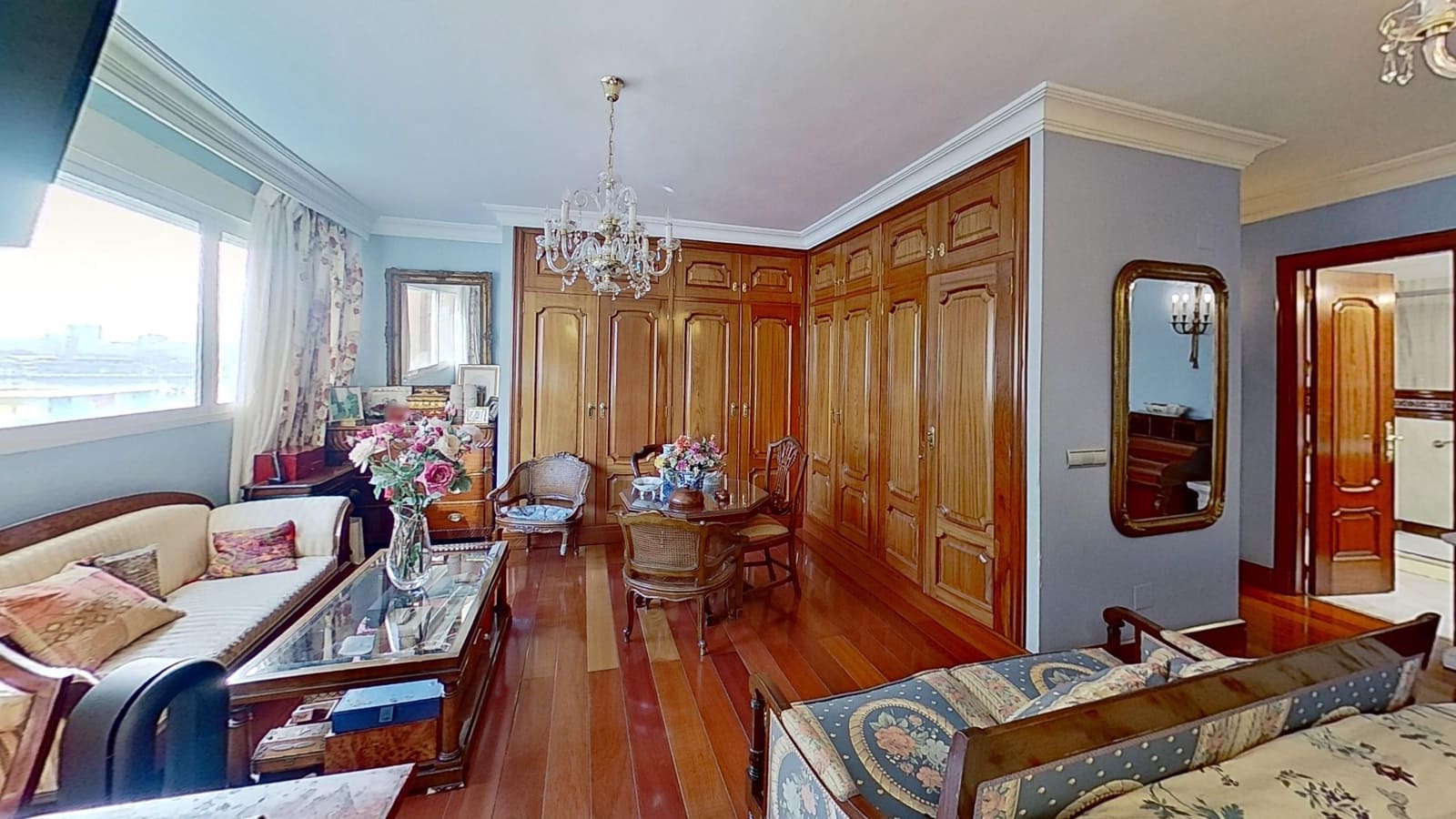 5 soveværelse Lejlighed til salg i Malaga by - € 1.890.000 (Ref: 8774055)