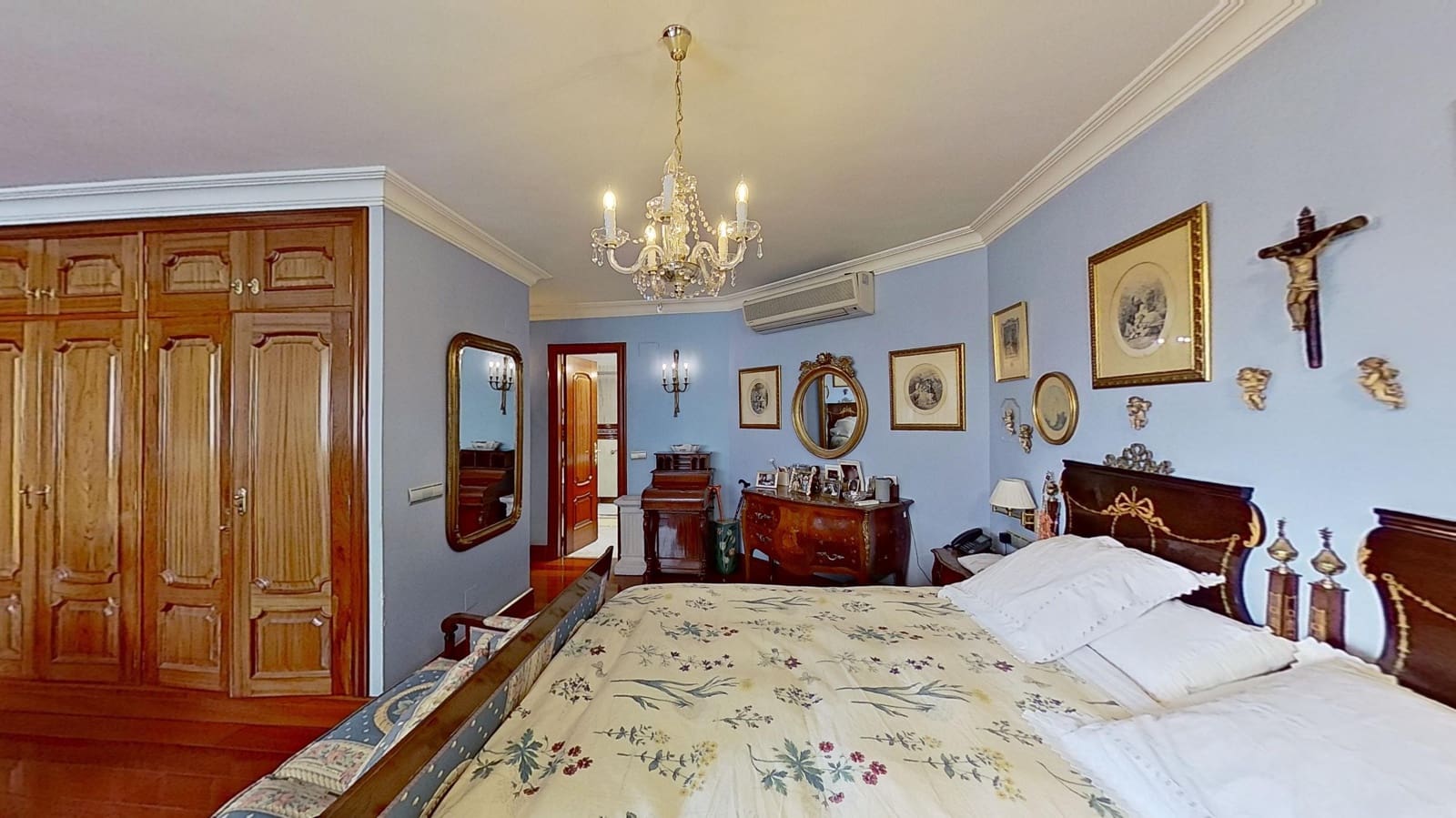 5 soveværelse Lejlighed til salg i Malaga by - € 1.890.000 (Ref: 8774055)