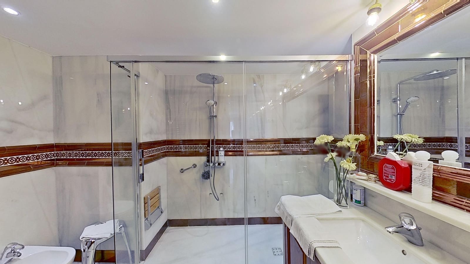 5 soveværelse Lejlighed til salg i Malaga by - € 1.890.000 (Ref: 8774055)