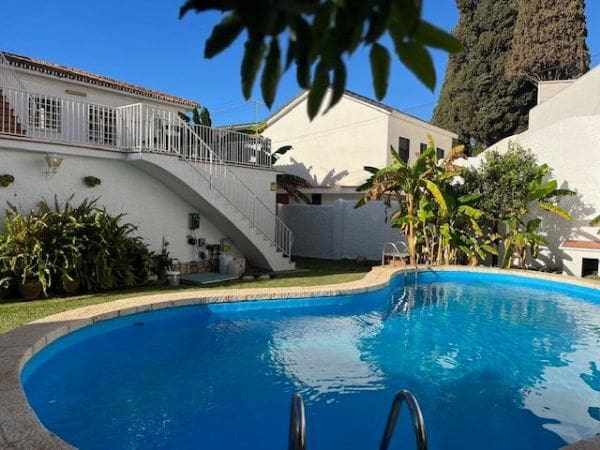 6 soveværelse Byhus til salg i Malaga by - € 1.590.000 (Ref: 8774058)