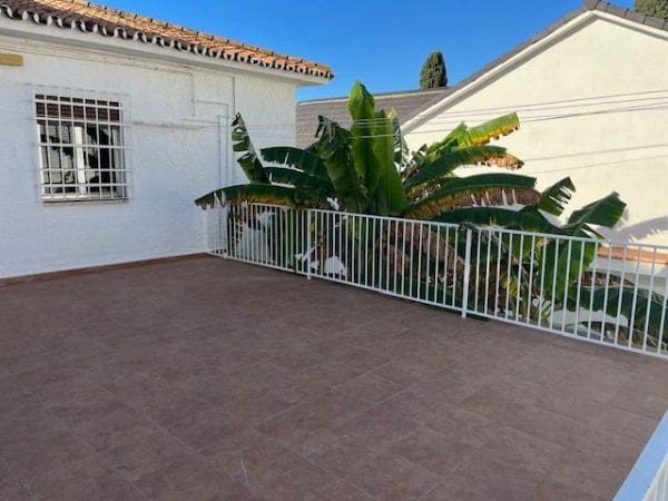 6 soveværelse Byhus til salg i Malaga by - € 1.590.000 (Ref: 8774058)