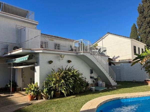 6 soveværelse Byhus til salg i Malaga by - € 1.590.000 (Ref: 8774058)