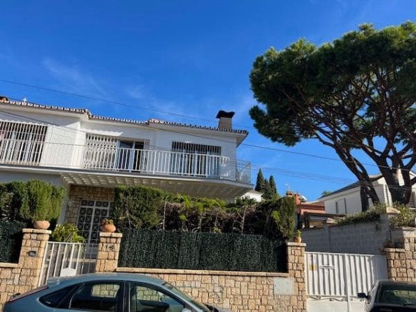 6 soveværelse Byhus til salg i Malaga by - € 1.590.000 (Ref: 8774058)