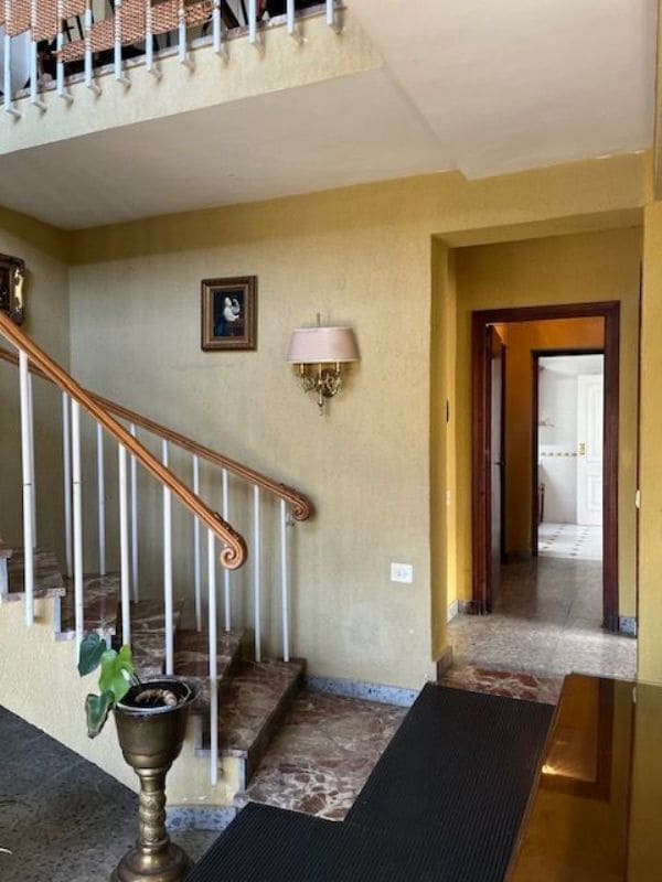 6 soveværelse Byhus til salg i Malaga by - € 1.590.000 (Ref: 8774058)