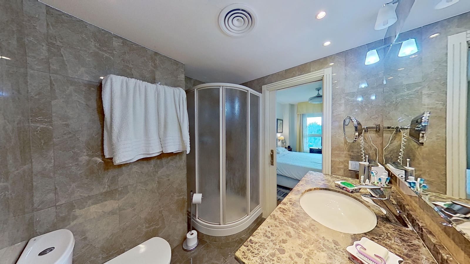 3 slaapkamer Flat te koop in Malaga stad - € 1.300.000 (Ref: 8774101)