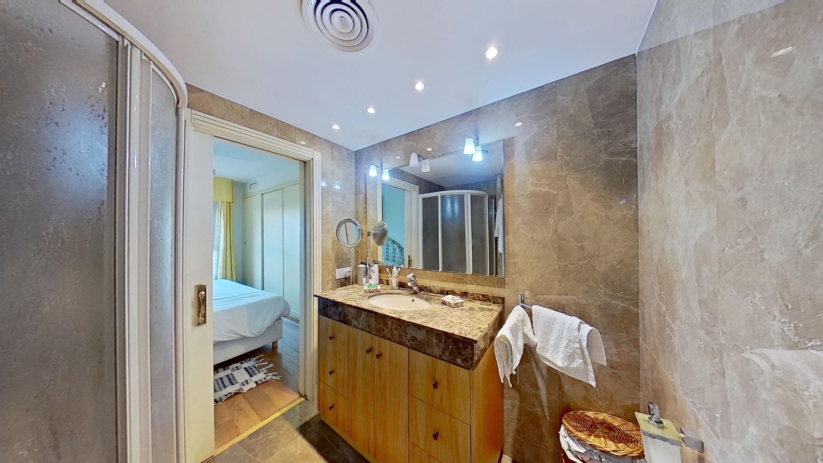 3 slaapkamer Flat te koop in Malaga stad - € 1.300.000 (Ref: 8774101)