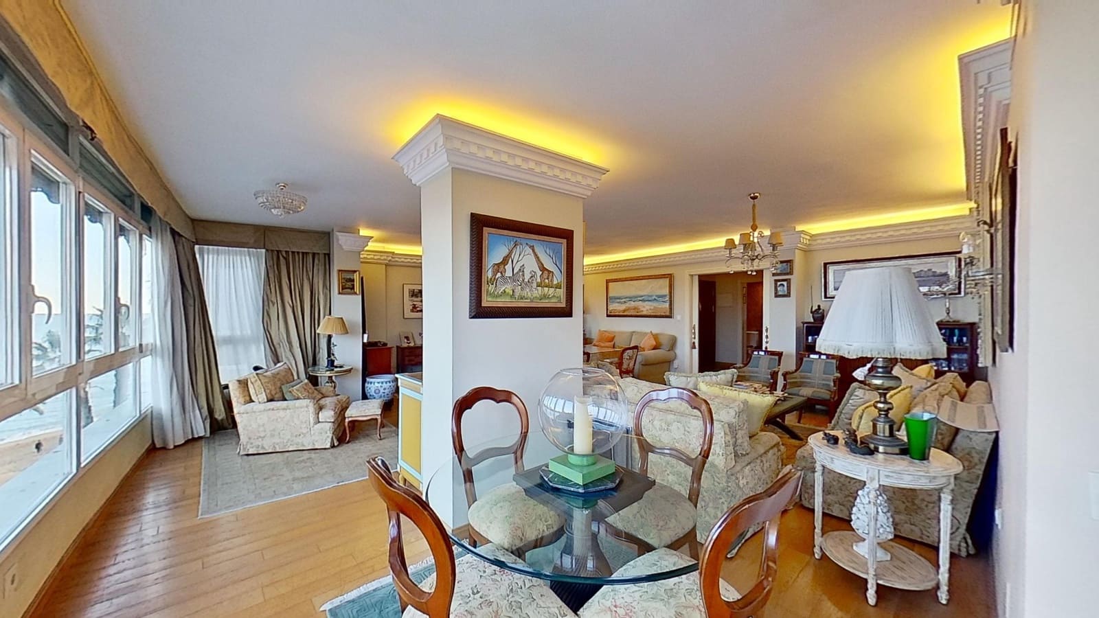 3 slaapkamer Flat te koop in Malaga stad - € 1.300.000 (Ref: 8774101)