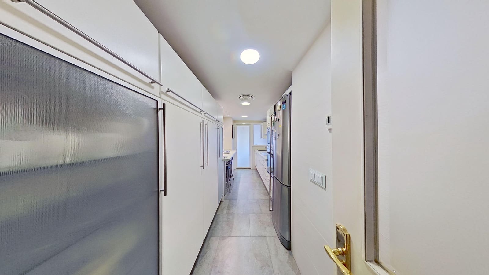 3 slaapkamer Flat te koop in Malaga stad - € 1.300.000 (Ref: 8774101)