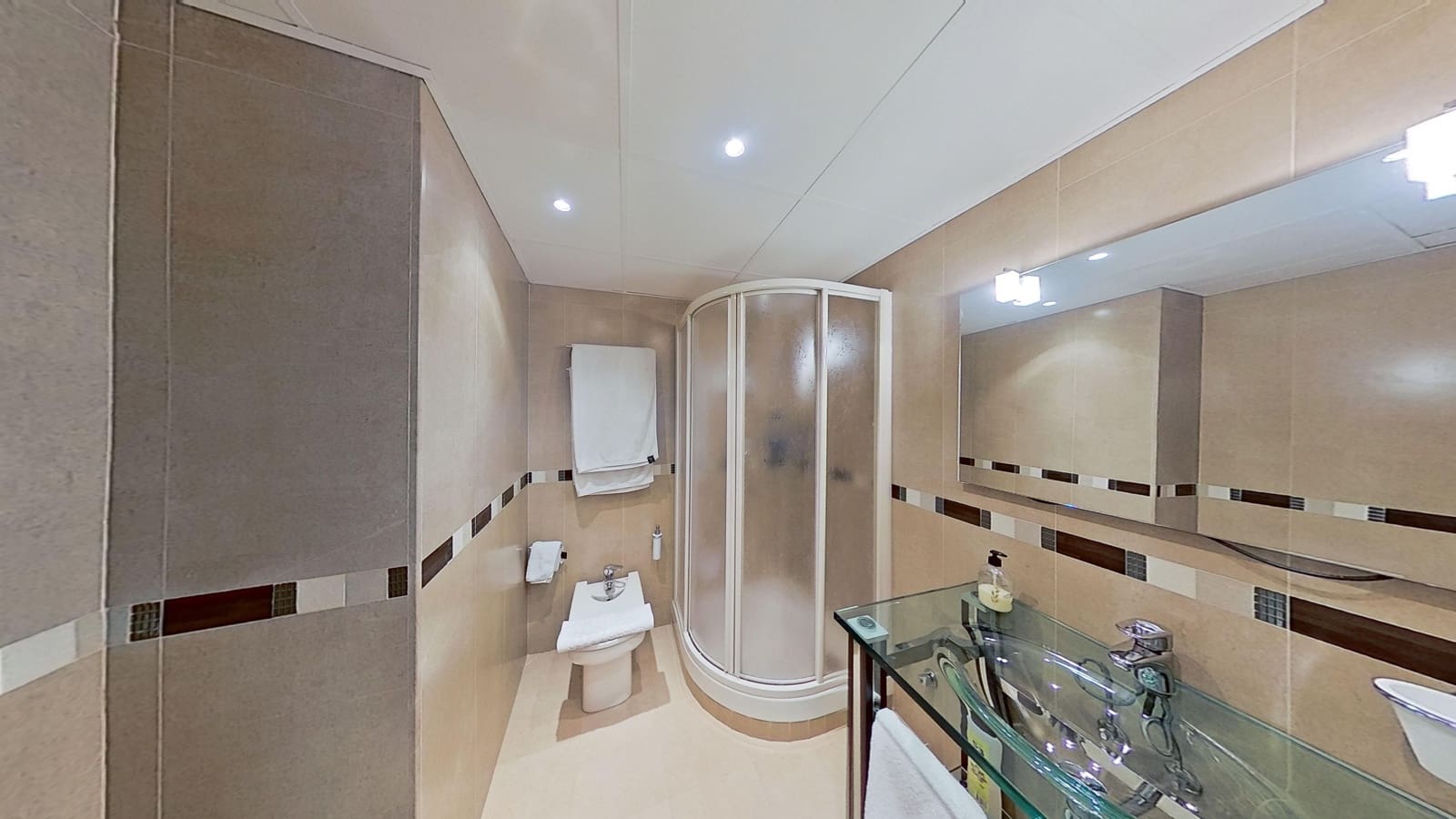 3 slaapkamer Flat te koop in Malaga stad - € 1.300.000 (Ref: 8774101)