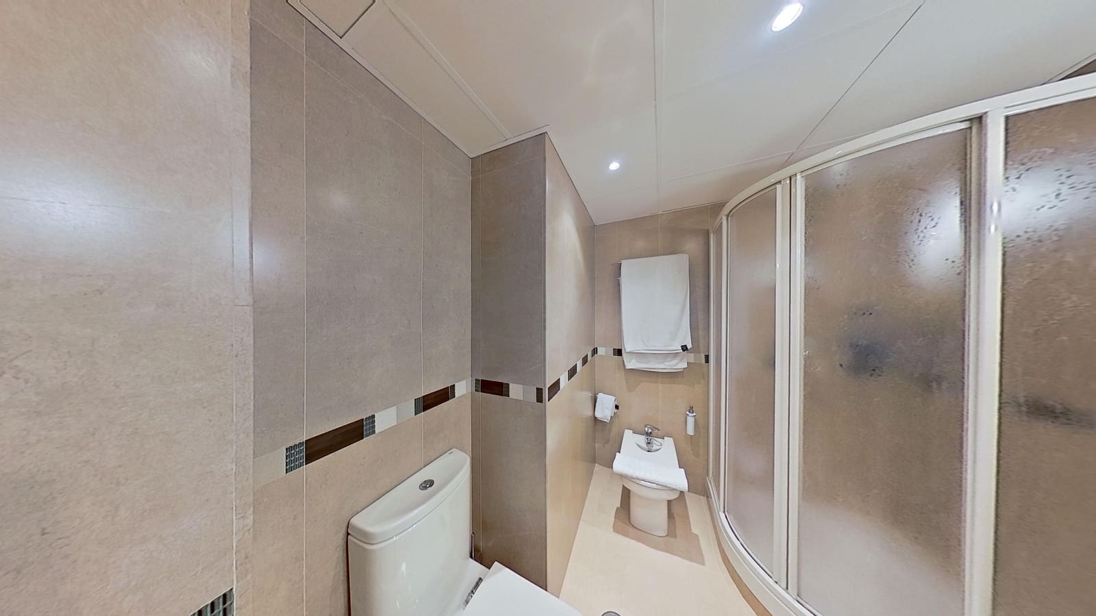 3 slaapkamer Flat te koop in Malaga stad - € 1.300.000 (Ref: 8774101)