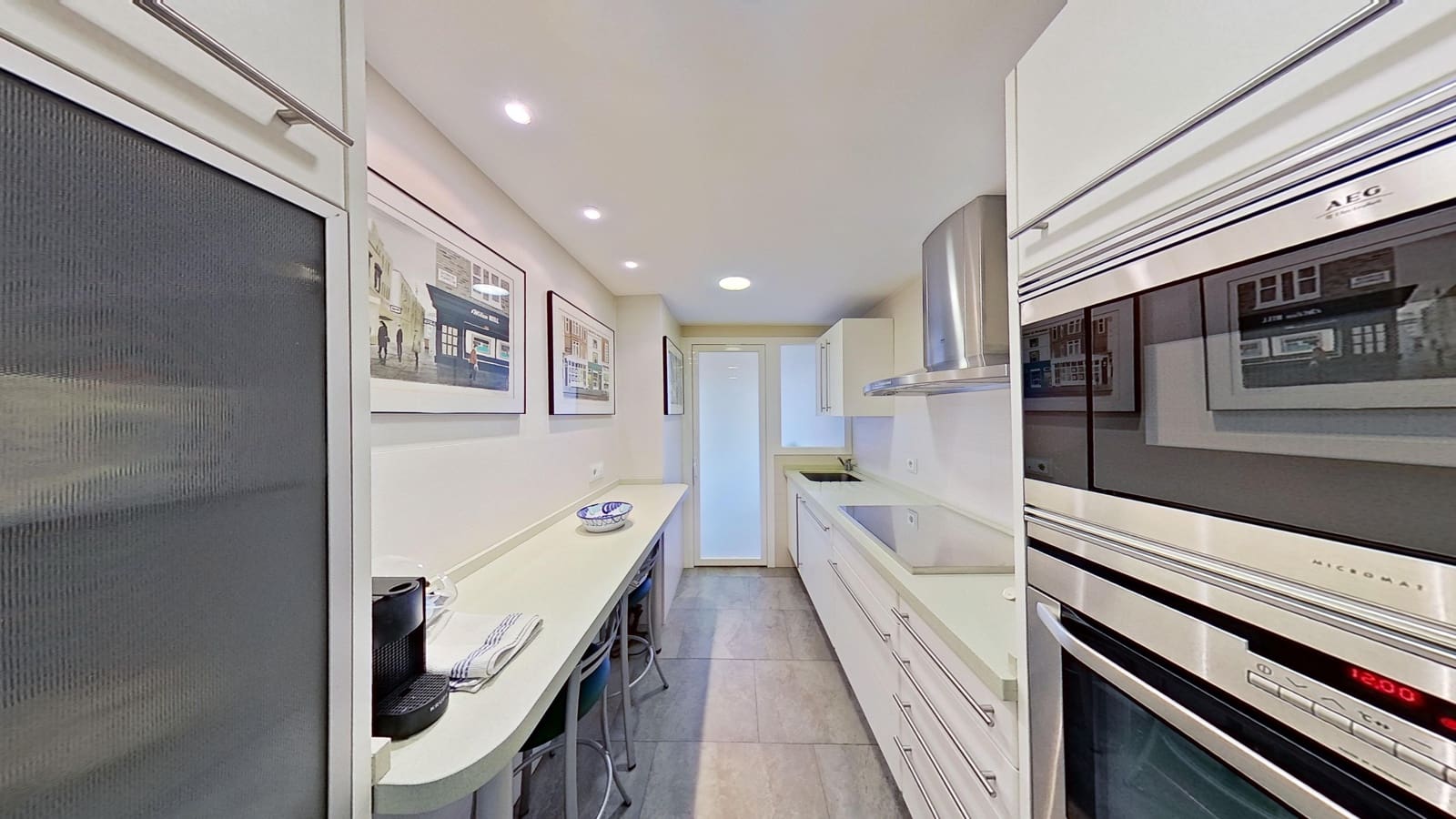 3 slaapkamer Flat te koop in Malaga stad - € 1.300.000 (Ref: 8774101)