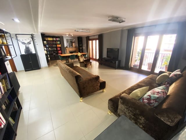 4 soveværelse Lejlighed til salg i Málaga by - € 895.000 (Ref: 8774146)