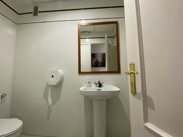 4 soveværelse Lejlighed til salg i Malaga by - € 675.000 (Ref: 8774212)