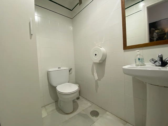 4 soveværelse Lejlighed til salg i Malaga by - € 675.000 (Ref: 8774212)